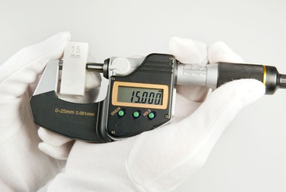 Grubość folii stretch – jaką wybrać? Praktyczny przewodnik